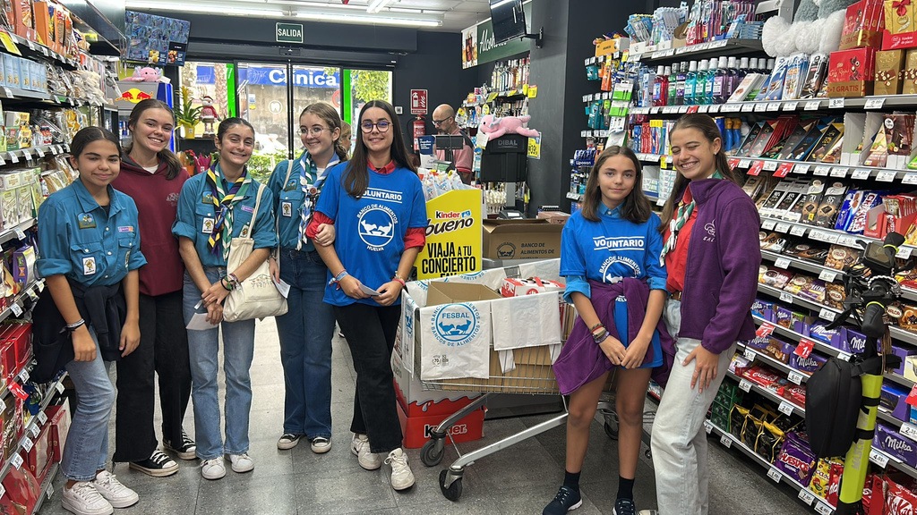 Servicio en el Banco de Alimentos · Archivo Saltés